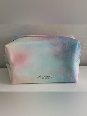 New Shiseido Abstract zippered watercolor make up bag/cosmetic travel bag
